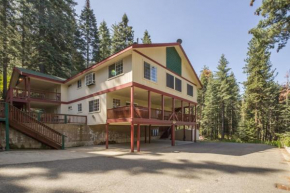 YoBee! Park Reservation Included! Heart of Yosemite - Homey Studios and Breakfast